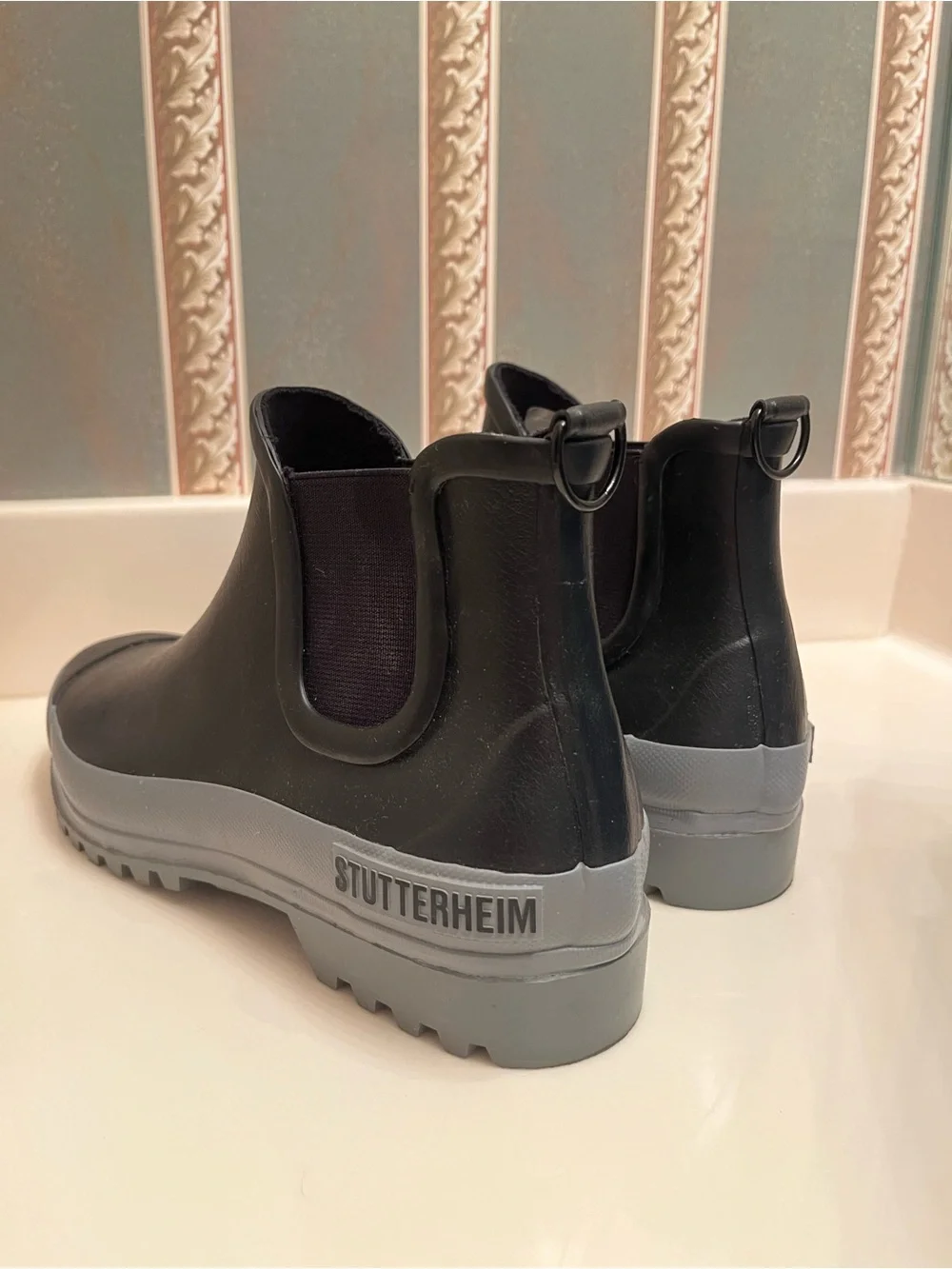 STUTTERHEIM Chelsea Rain Boot Size 43 (27.9 CM INSOLE) Worn Once